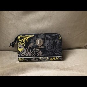 Vera Bradley Turn lock Wallet